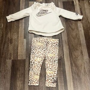 Nike Cream Sweatshirt and Leopard Leggings Set